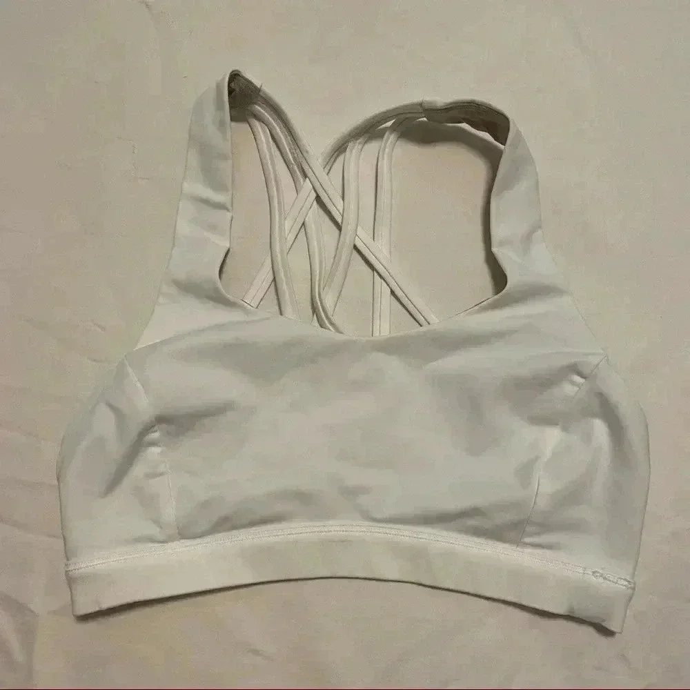 Lululemon Free to be serene Bra